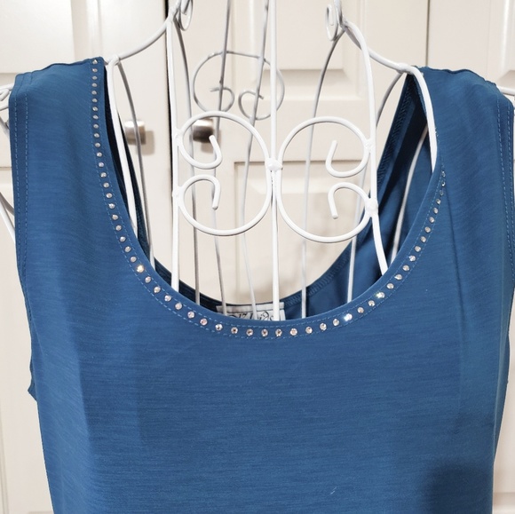 Kleids Camisole with Rhinestones - Picture 3 of 3